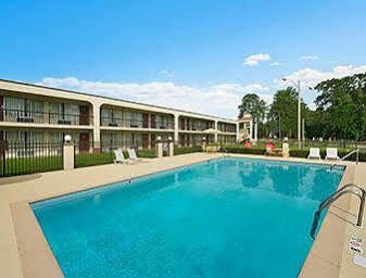 Rose Garden Inn&suites 2*